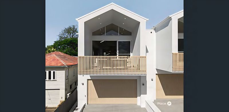 House & Land in Hawthorne